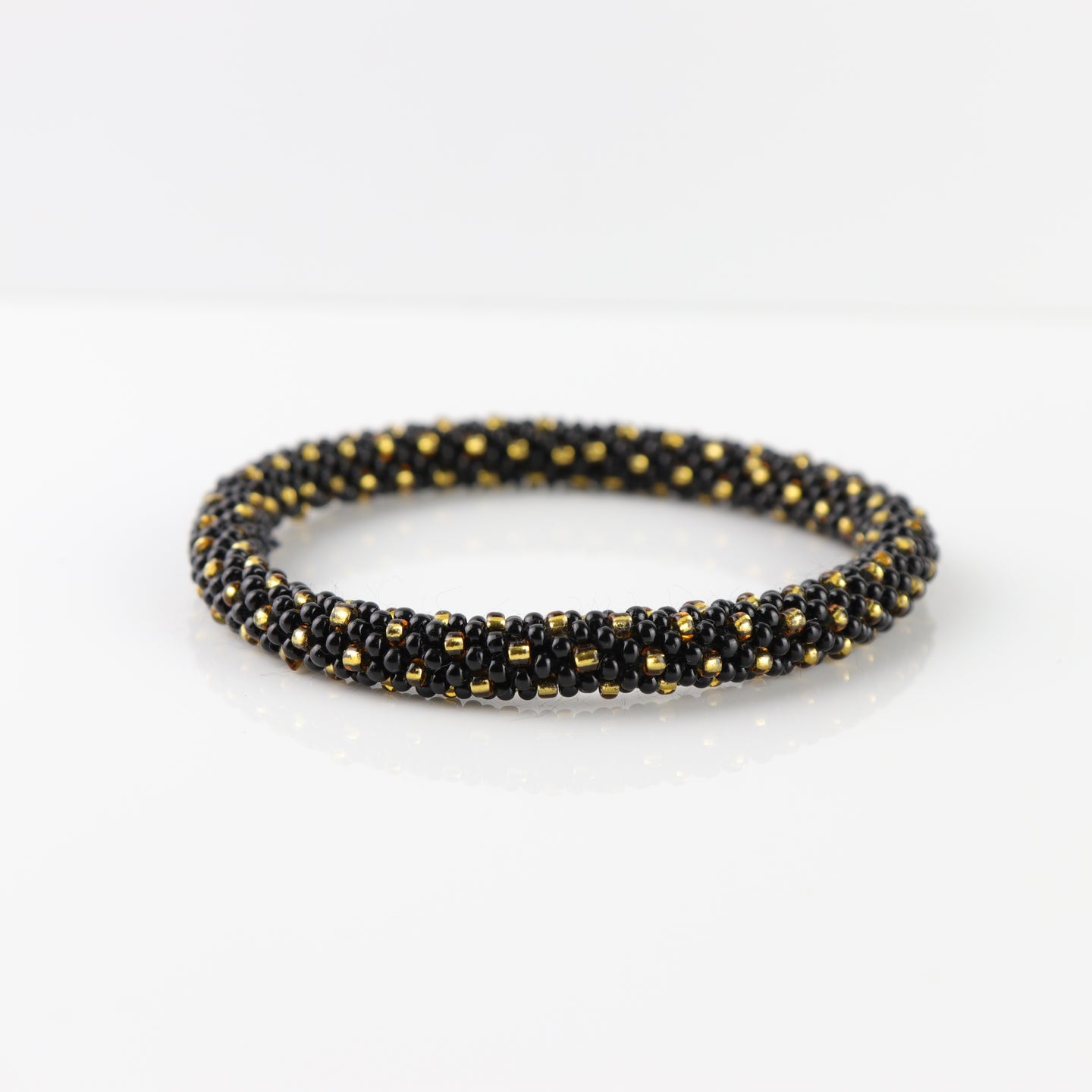 Alpha Phi Alphi Glass bead bracelet